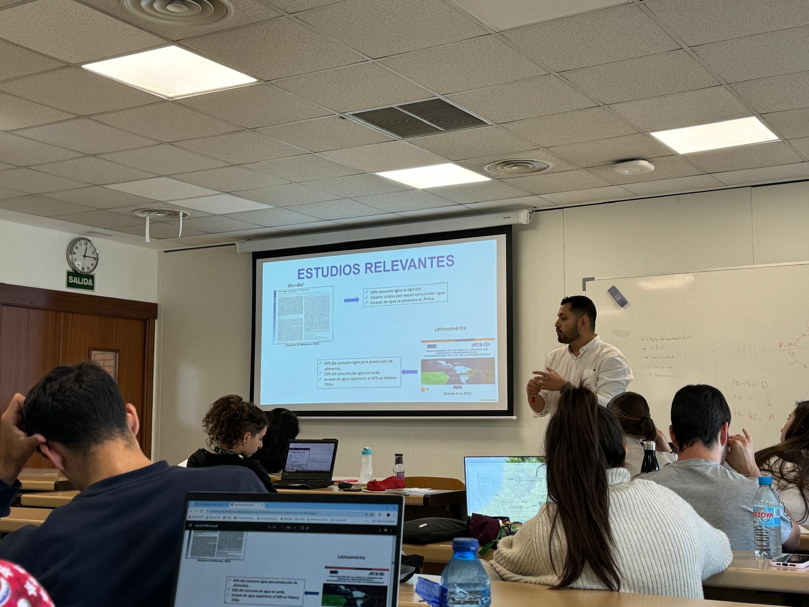 Encuentro académico